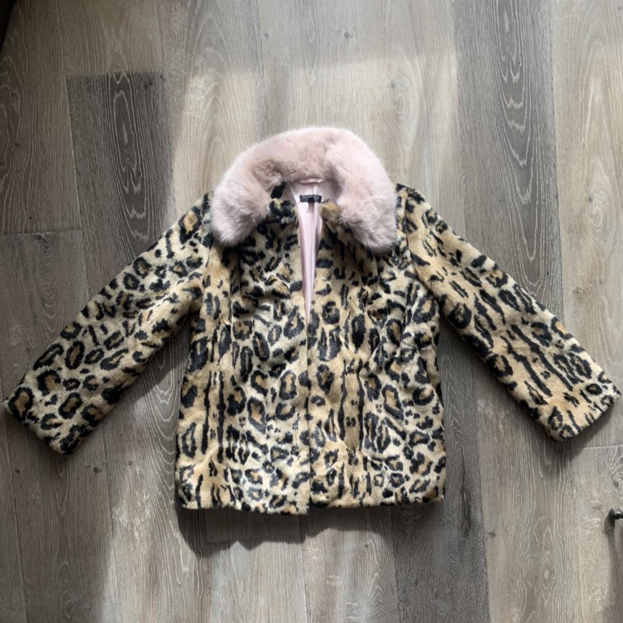 Topshop Faux Fur Cheetah Coat with Pink Collar. Depop