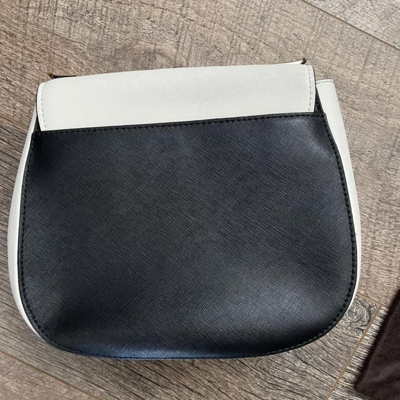 Kate spade bag in white and black. Come with dust... Depop