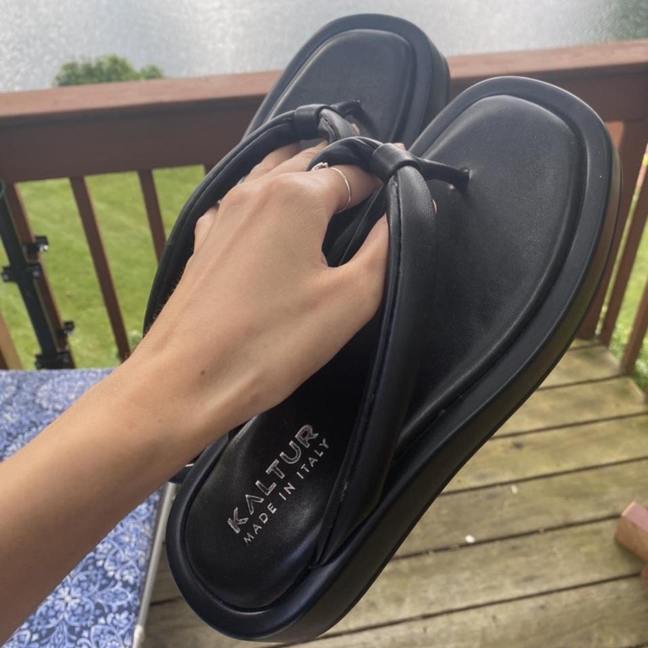 Product Image 1 - Chunky leather flip flops by