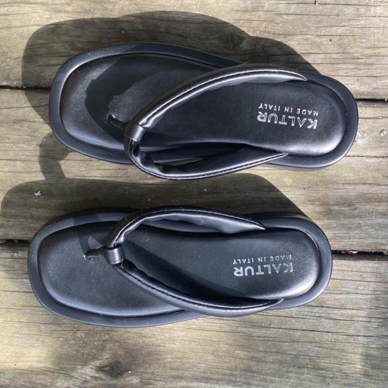 Product Image 2 - Chunky leather flip flops by