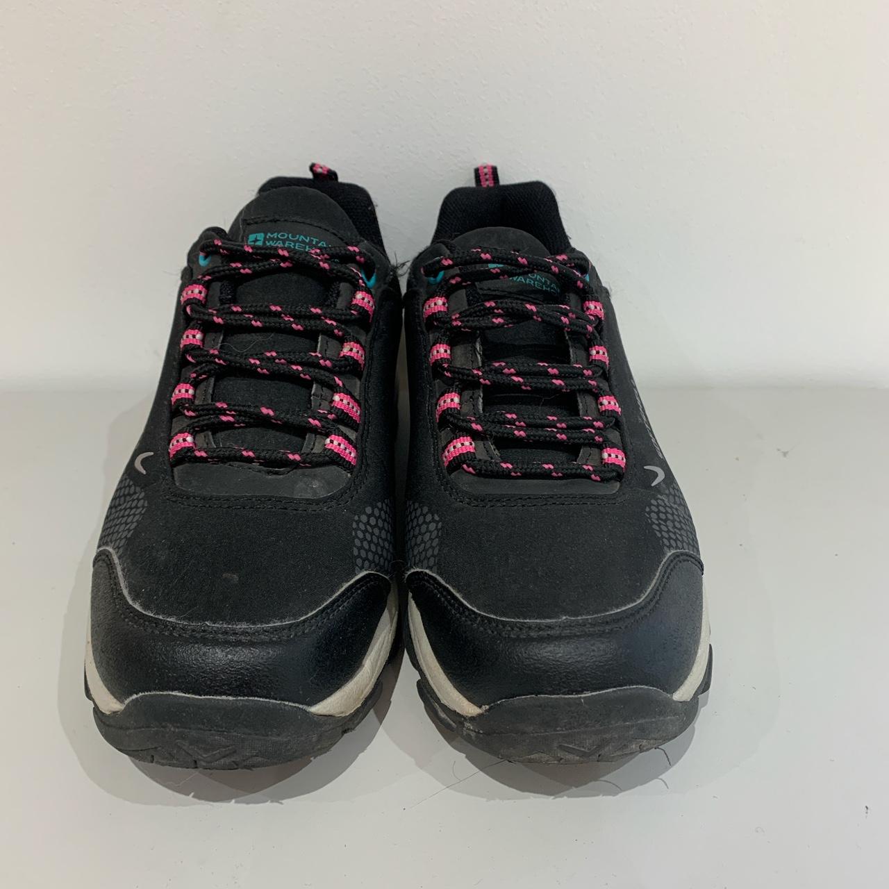 Women's Pink and Black Trainers | Depop