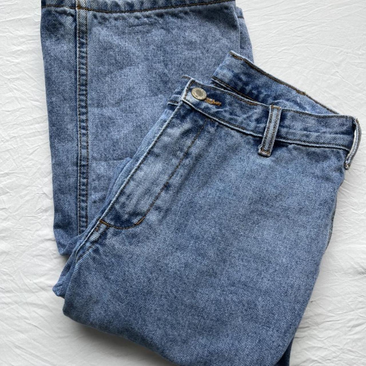 Brandy Melville Jeans Straight leg (Don’t know... - Depop