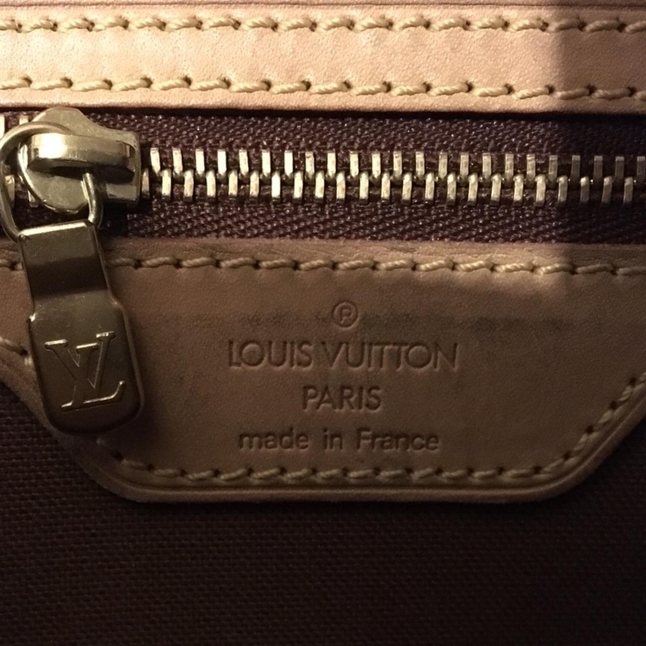 Louis Vuitton Monogram Canvas Abbesses Messenger Bag - FINAL SALE (SHF –  LuxeDH