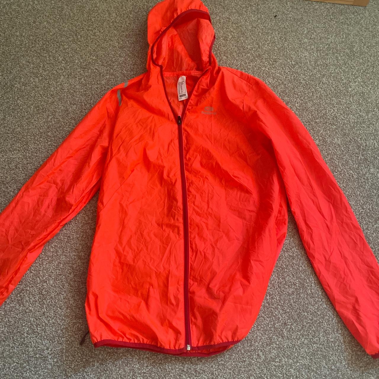 Size small decatlon rain jacket - Depop