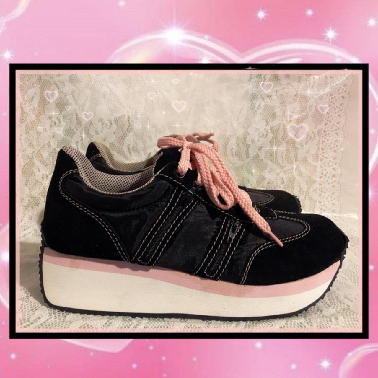 chunky platform sneakers 90s