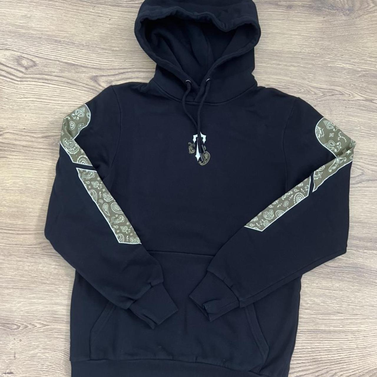 Trapstar Hoodie 🍃 - Depop