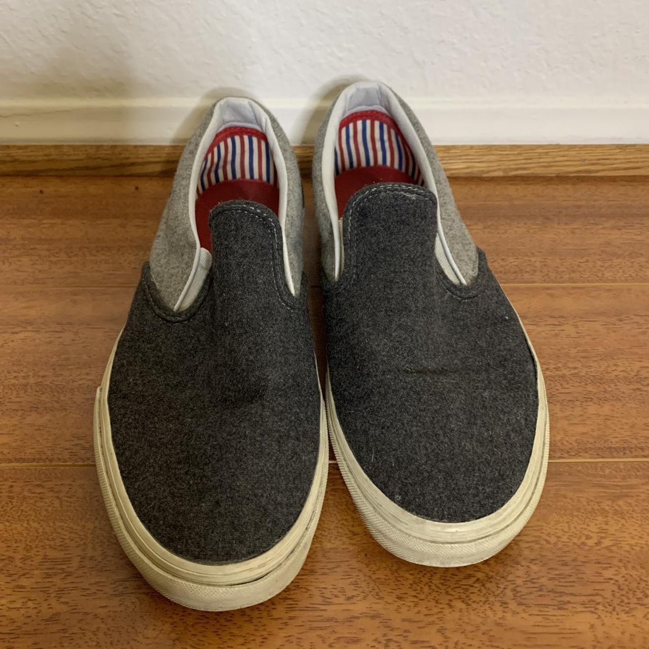 vans slip ons 9.5