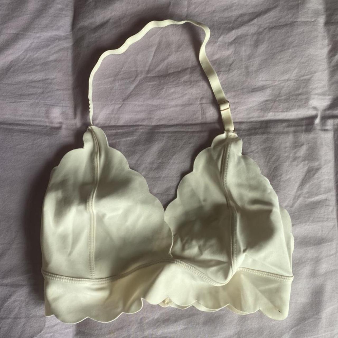 Product Image 1 - cute n girly bralet <3
listed