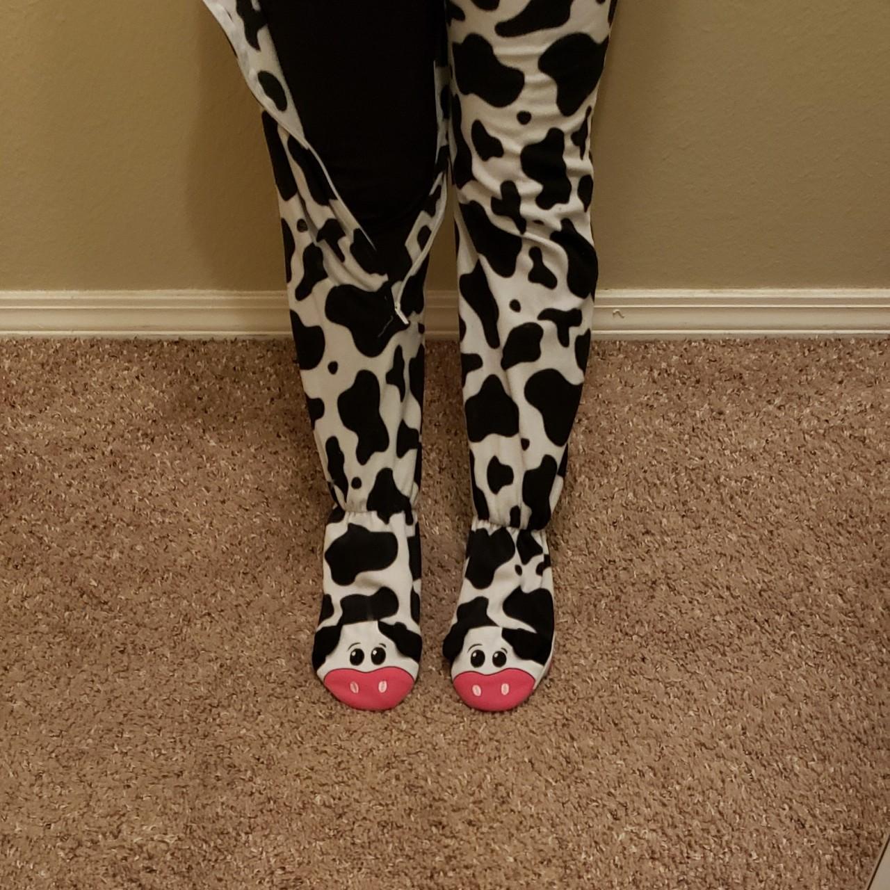 Size large in girls juniors, a cow footie pajamas... Depop