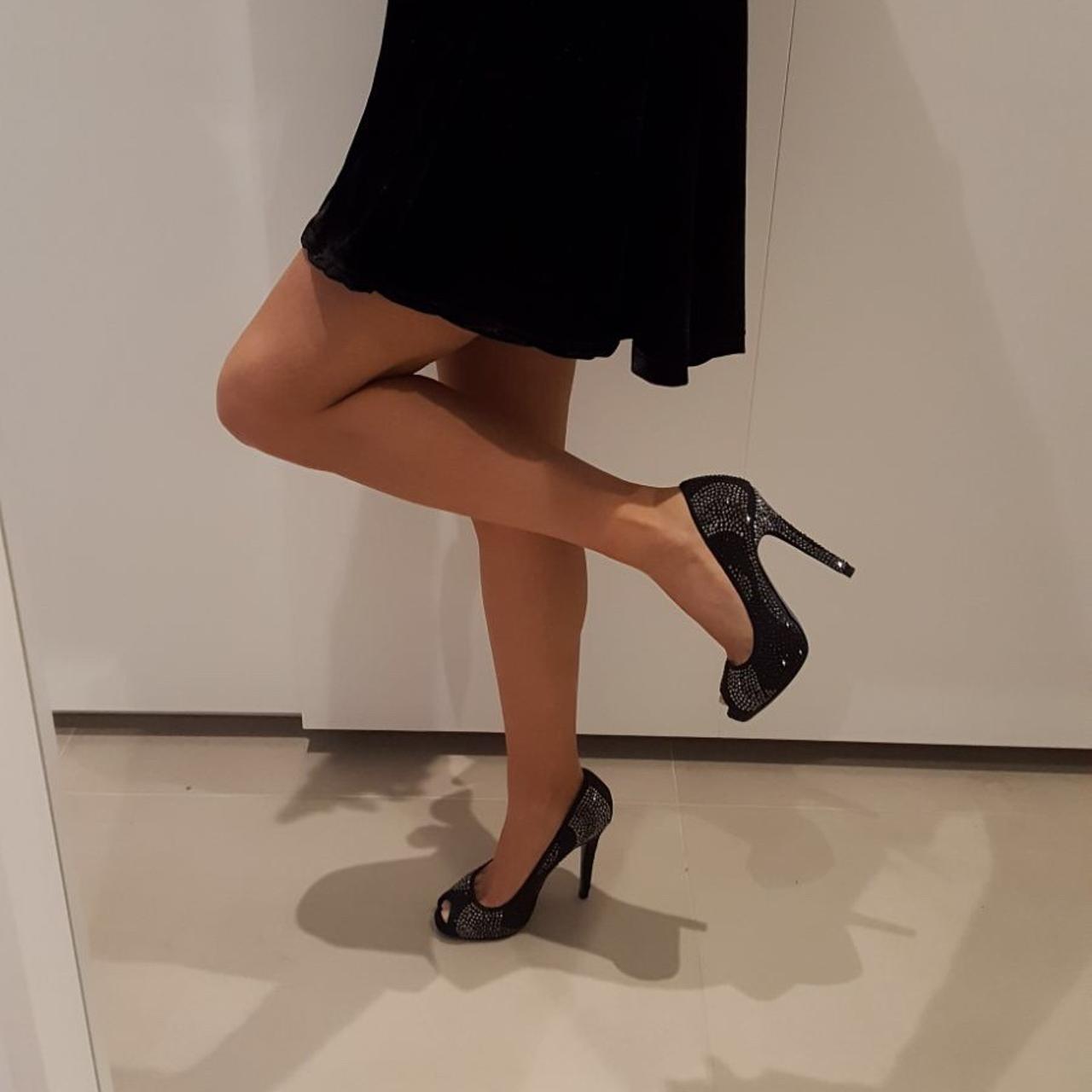 Bellissime scarpe con tacco elegantissime Depop