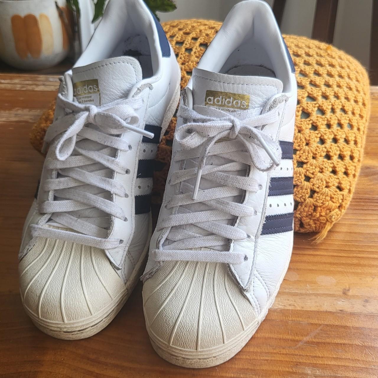 Adidas Women's White and Navy Trainers | Depop