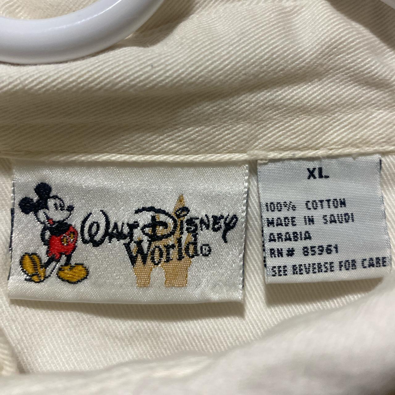 Size XL Off White 90’s The Walt Disney Studios... - Depop