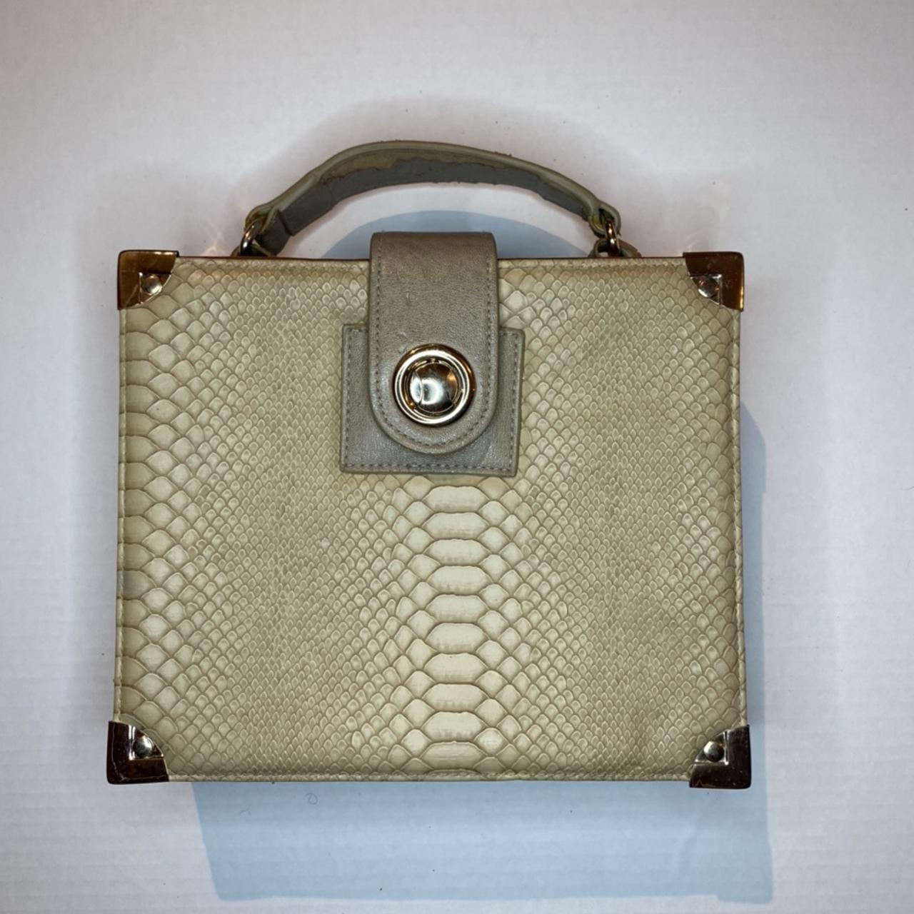 Buy Powder Blue Handbag Online at Best Price at Global Desi- 8905134714477