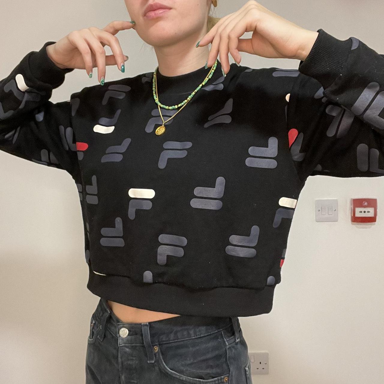 Pull fila crop top best sale