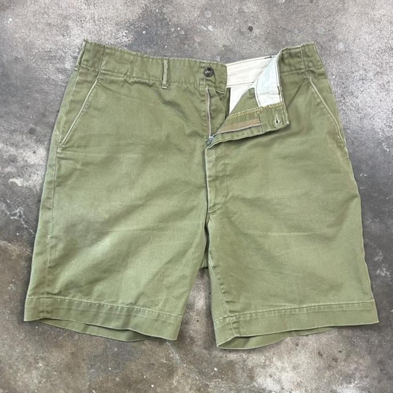 Men's Khaki and Green Shorts | Depop