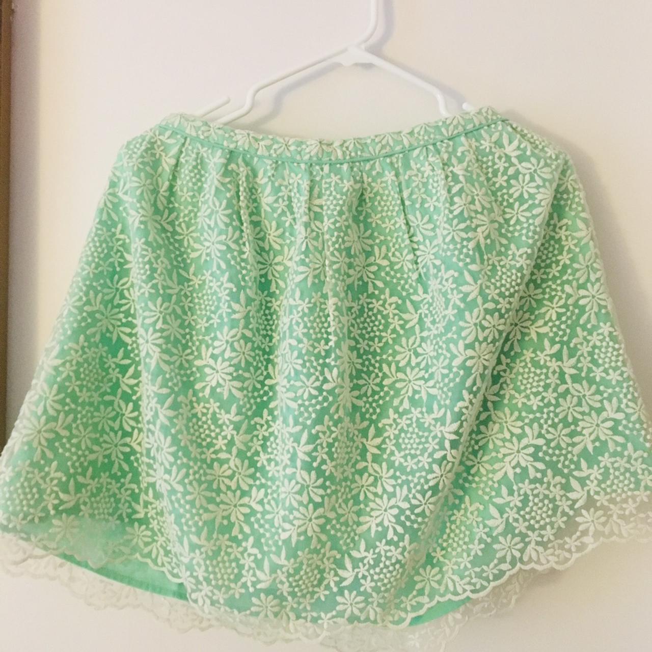 Emerald Green Floral Lace Skirt from Zara! Medium... Depop