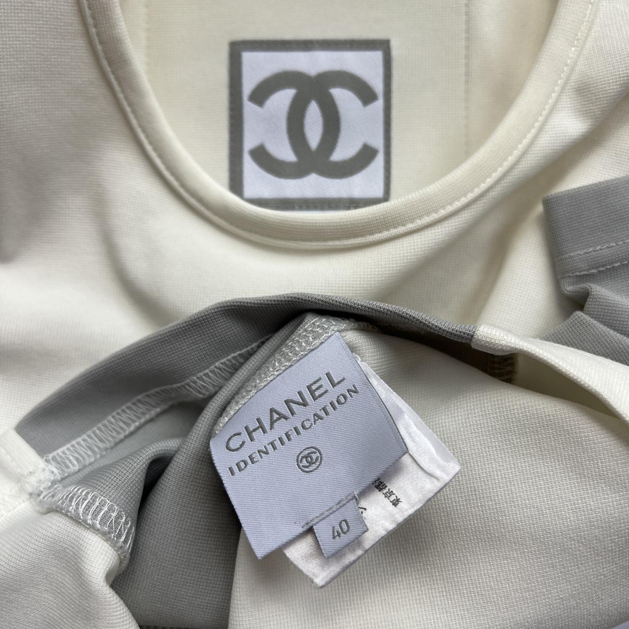 authentic y2k vintage 2004 Chanel Identification