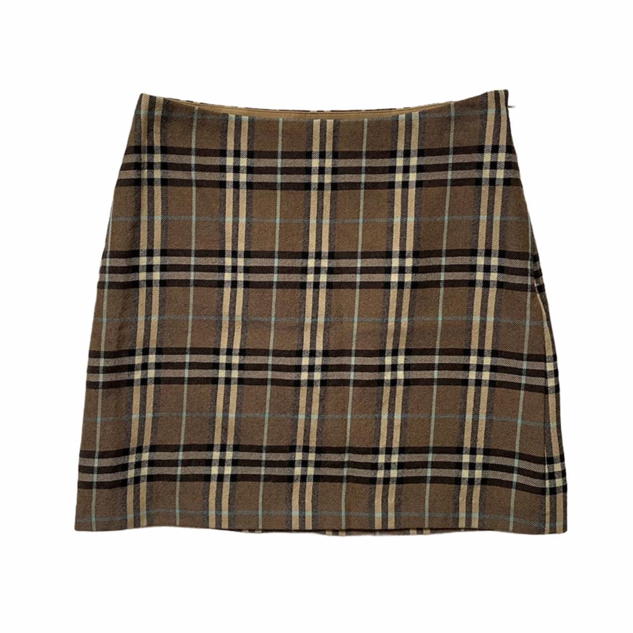 Tight 2024 burberry skirt