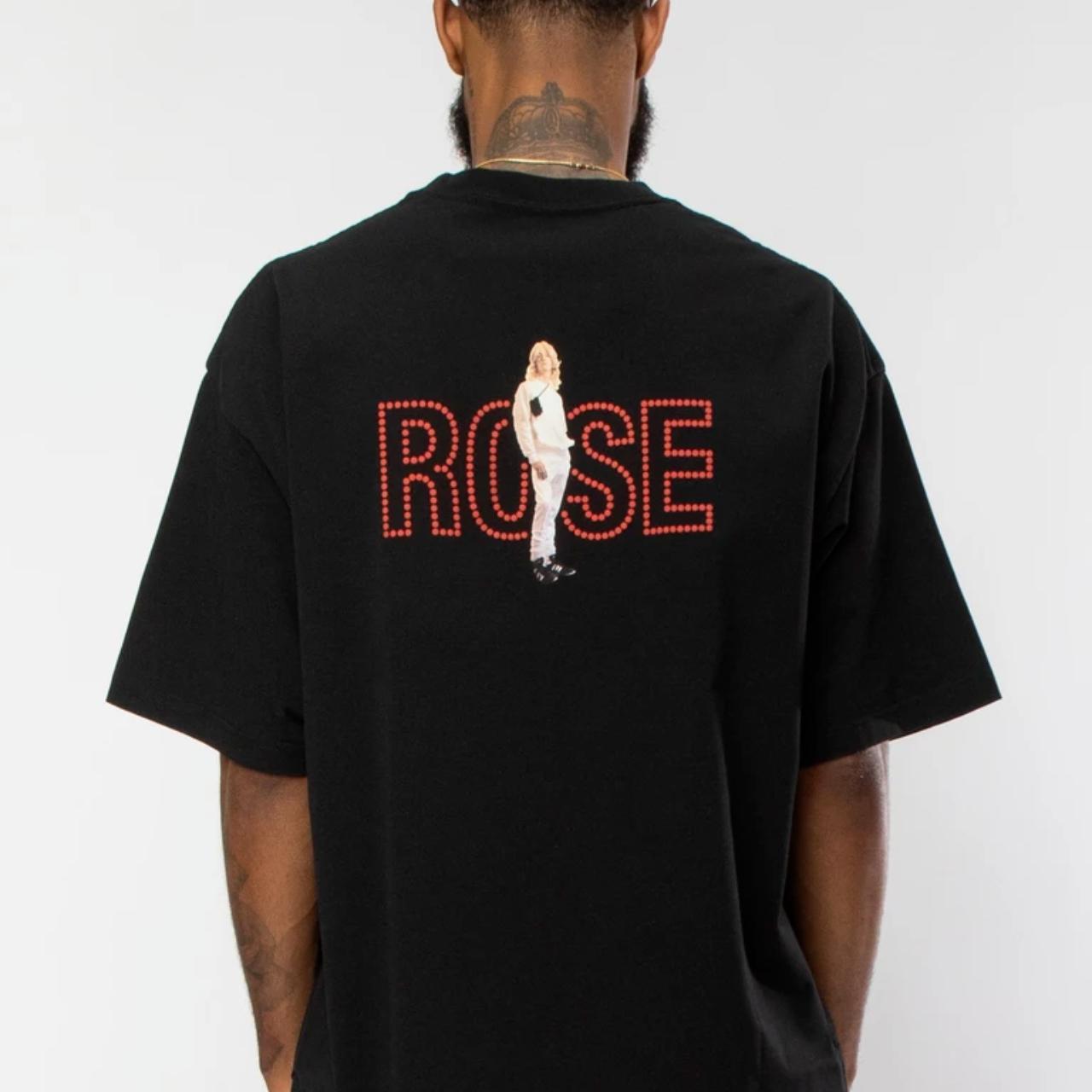 Men's Black and Red T-shirt