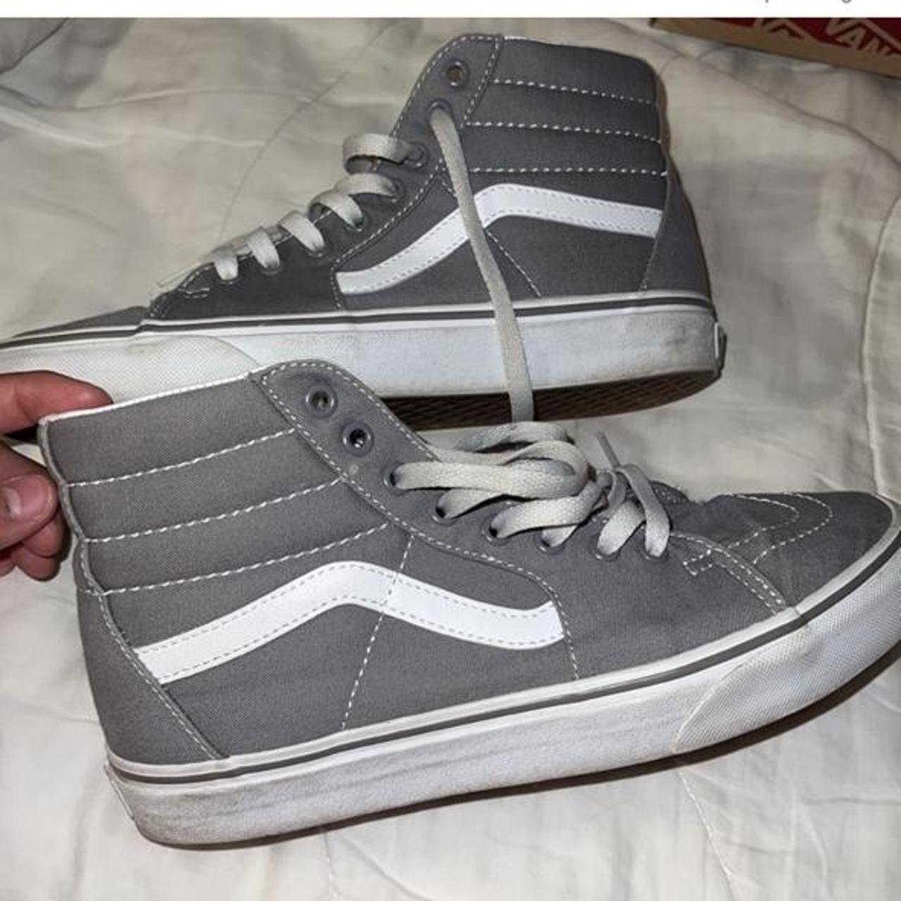 Grey Vans Size 9.5 Womens size 8 Mens In very hood