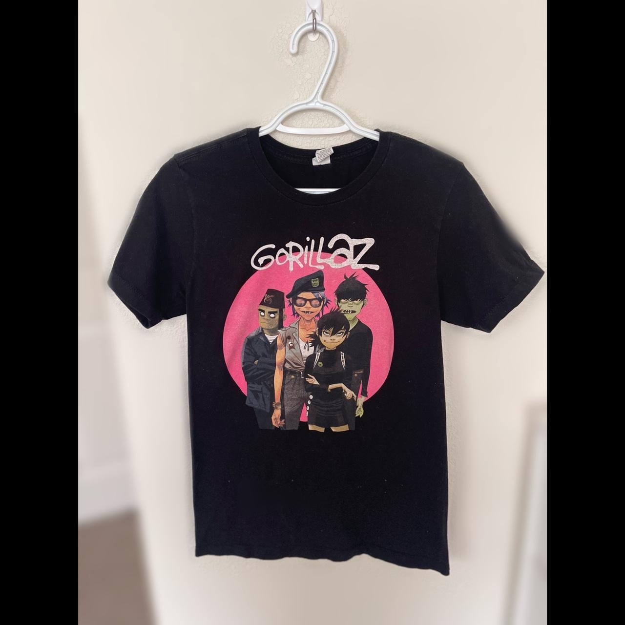 hot topic gorillaz t shirt