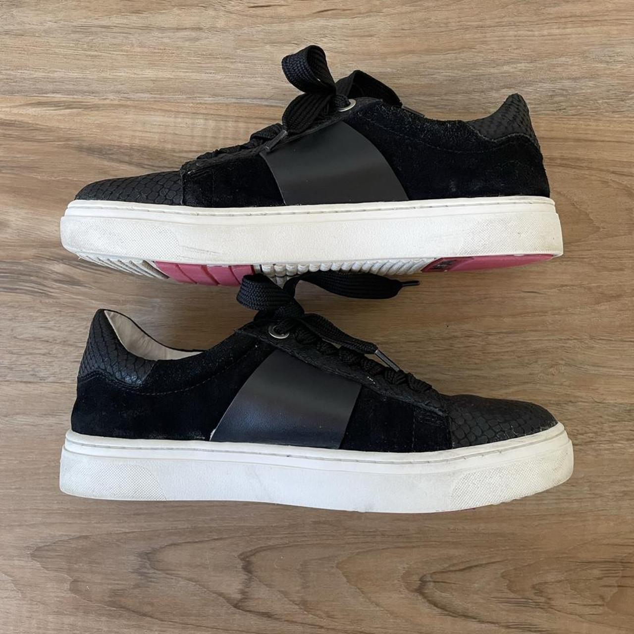 Foot Petals Women's Black Trainers (3)