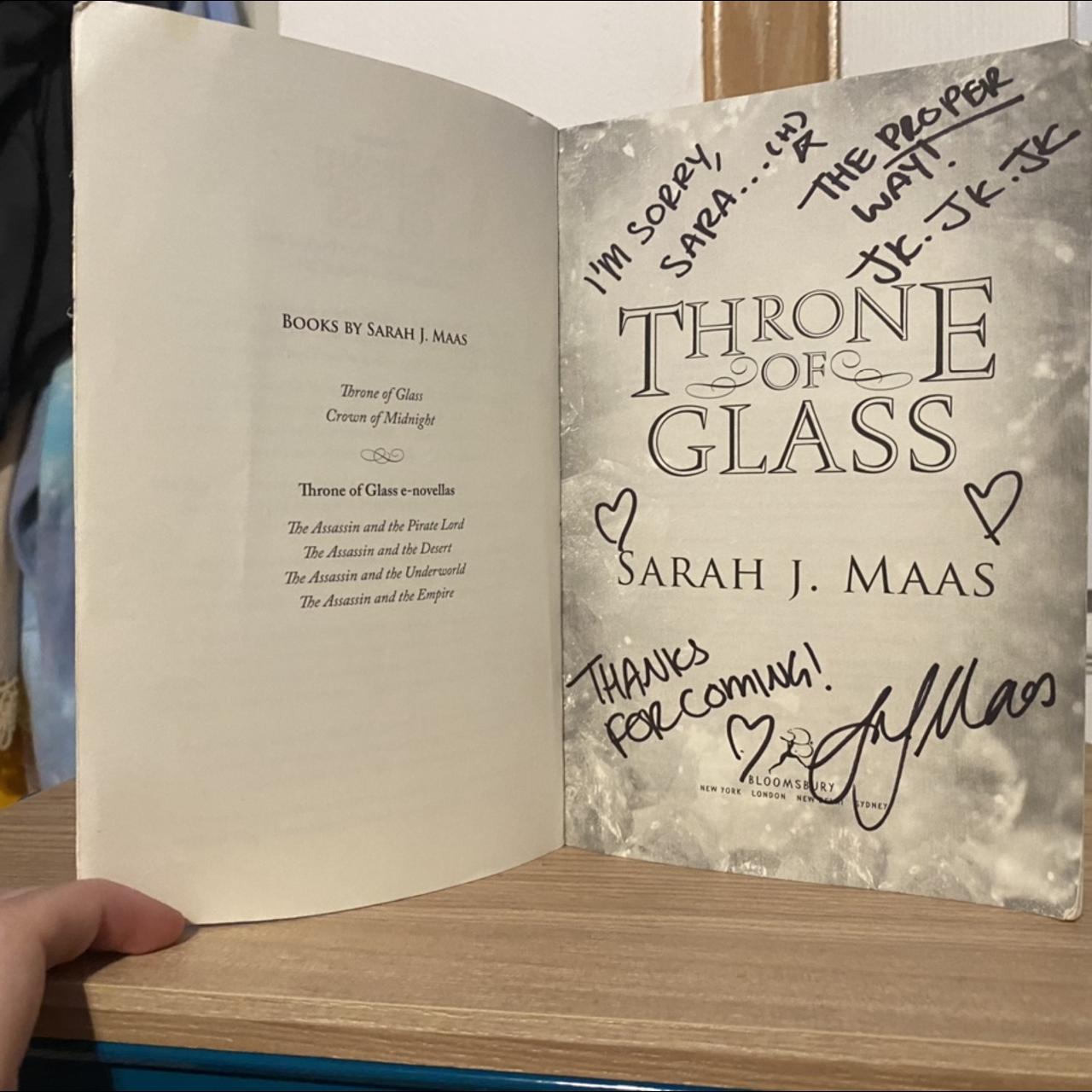 Signed Throne of Glass Paperback! Do not buy this... - Depop