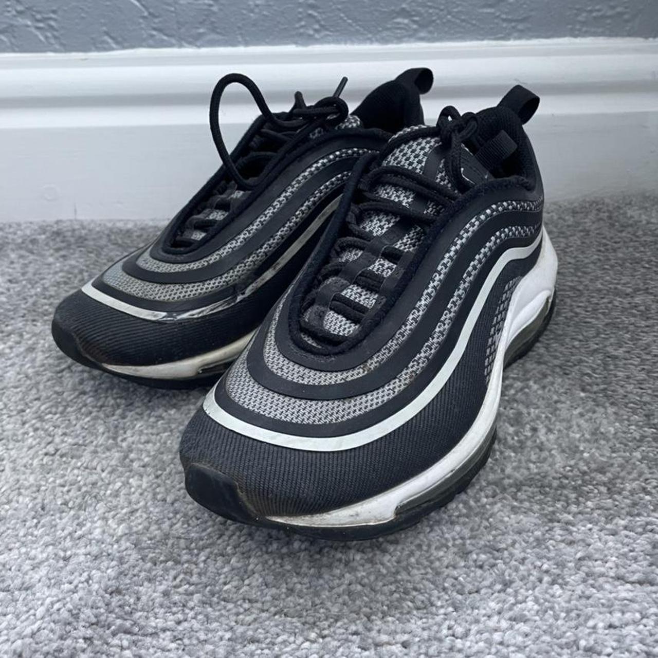 nike 97s size 4