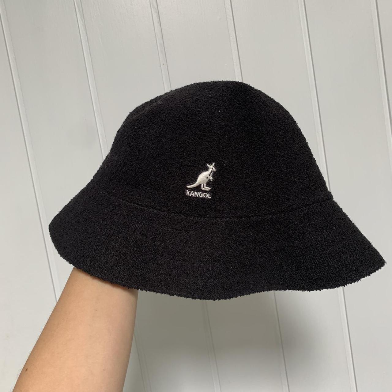 Kangol boucle store bucket hat