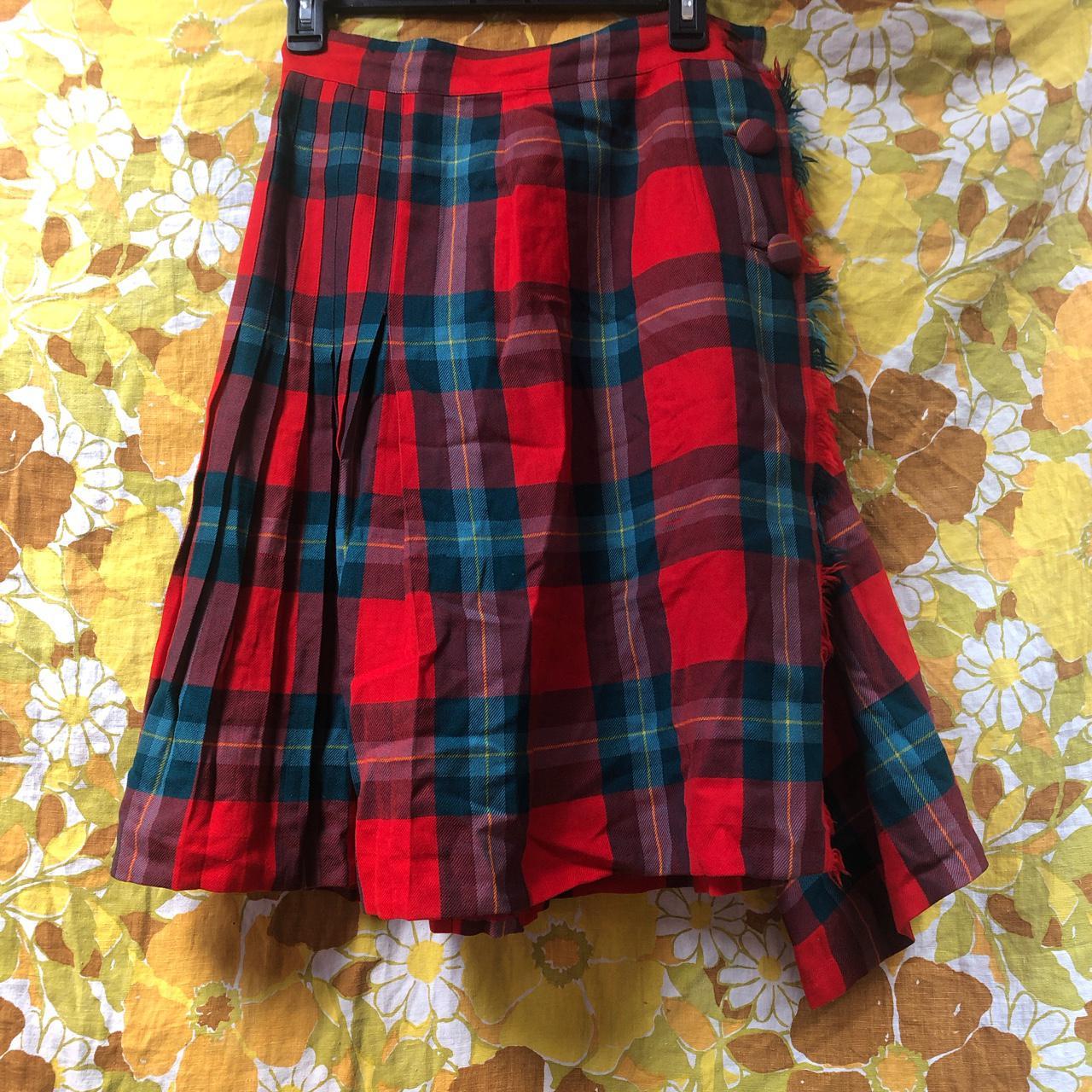 Authentic vintage 70s/80s plaid skirt! In very good... - Depop