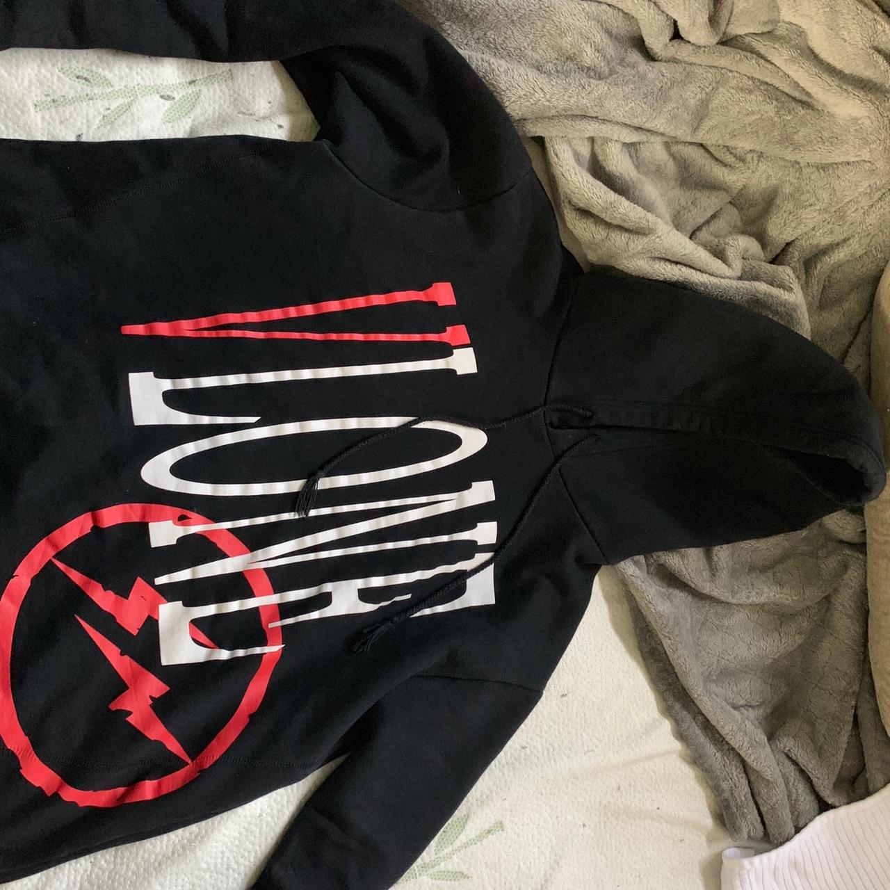 Vlone hotsell hoodie xl