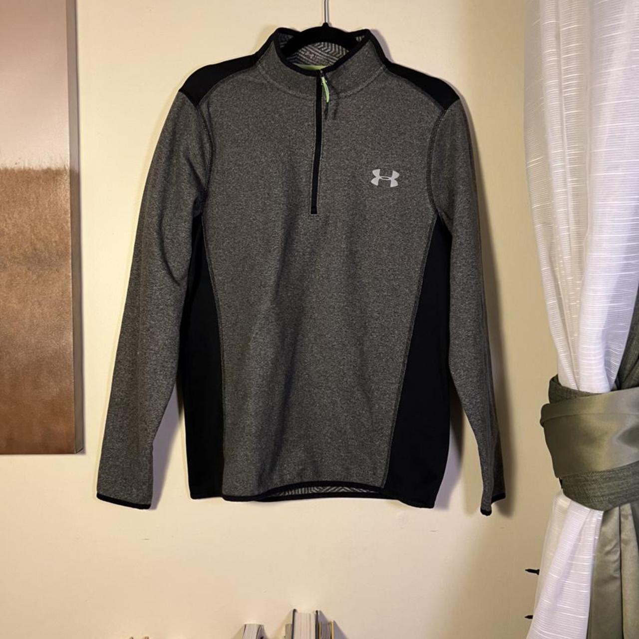 Under Armour Men's Black and Grey Jumper | Depop