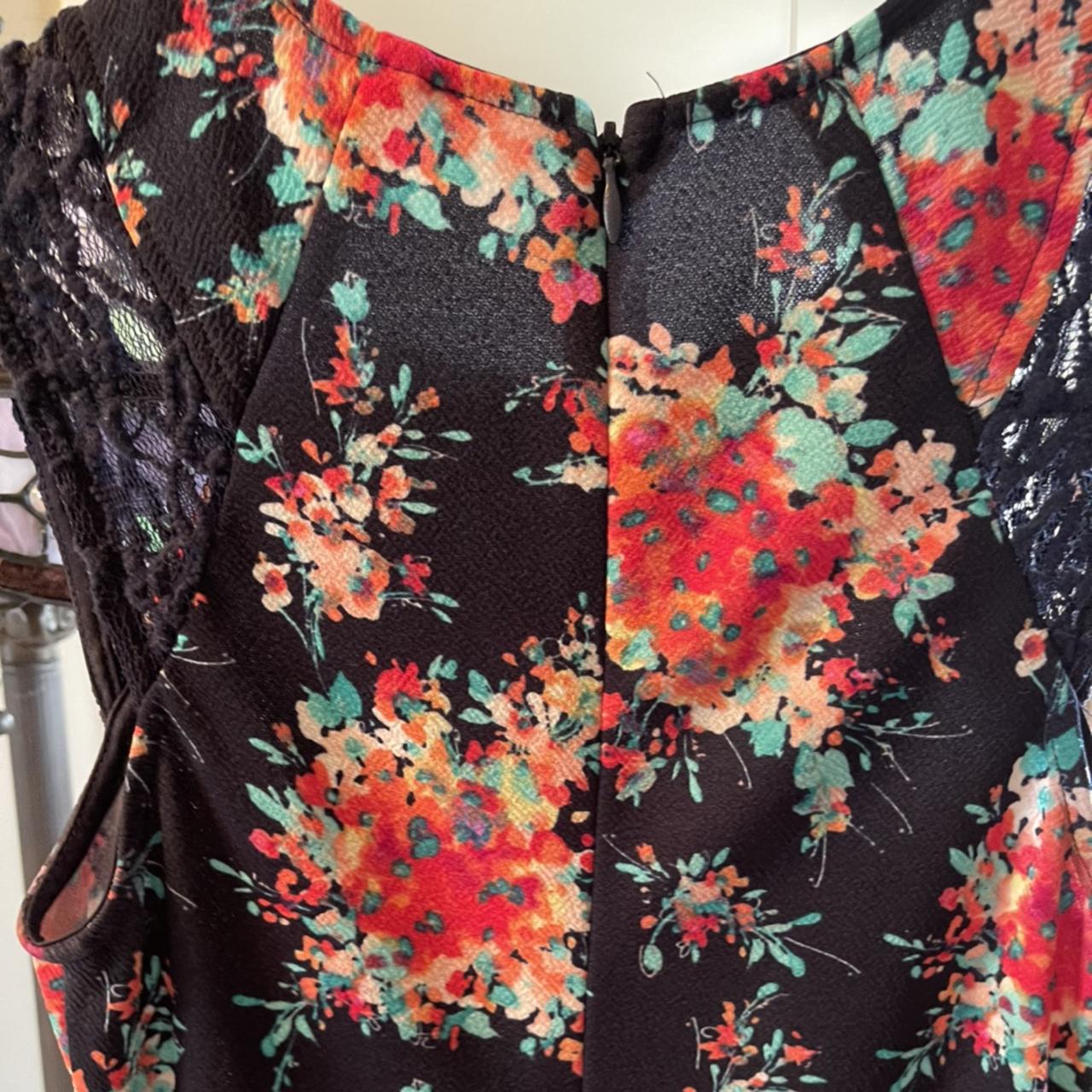 Floral Skater Mini Dress Forever21 Floral navy Depop