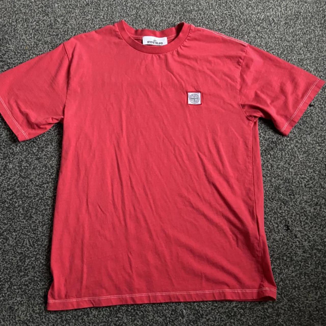 Stone island red t on sale shirt