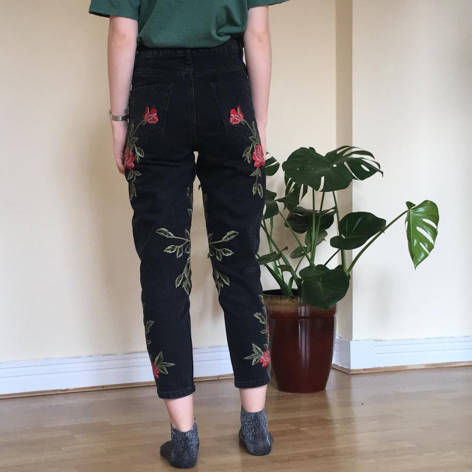 Topshop moto petite mom jeans in a medium dark wash - Depop