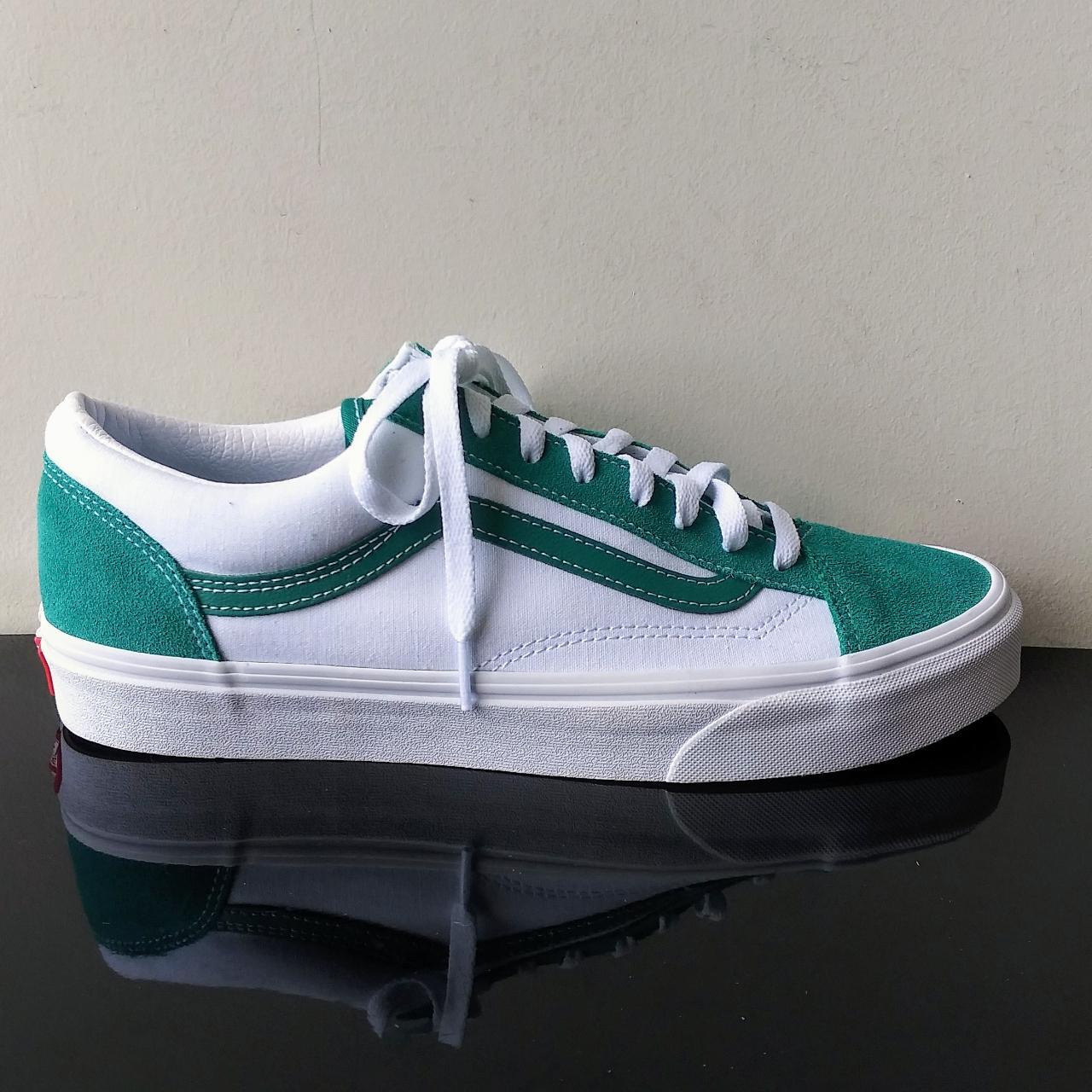 vans classic sport style 36 sneaker