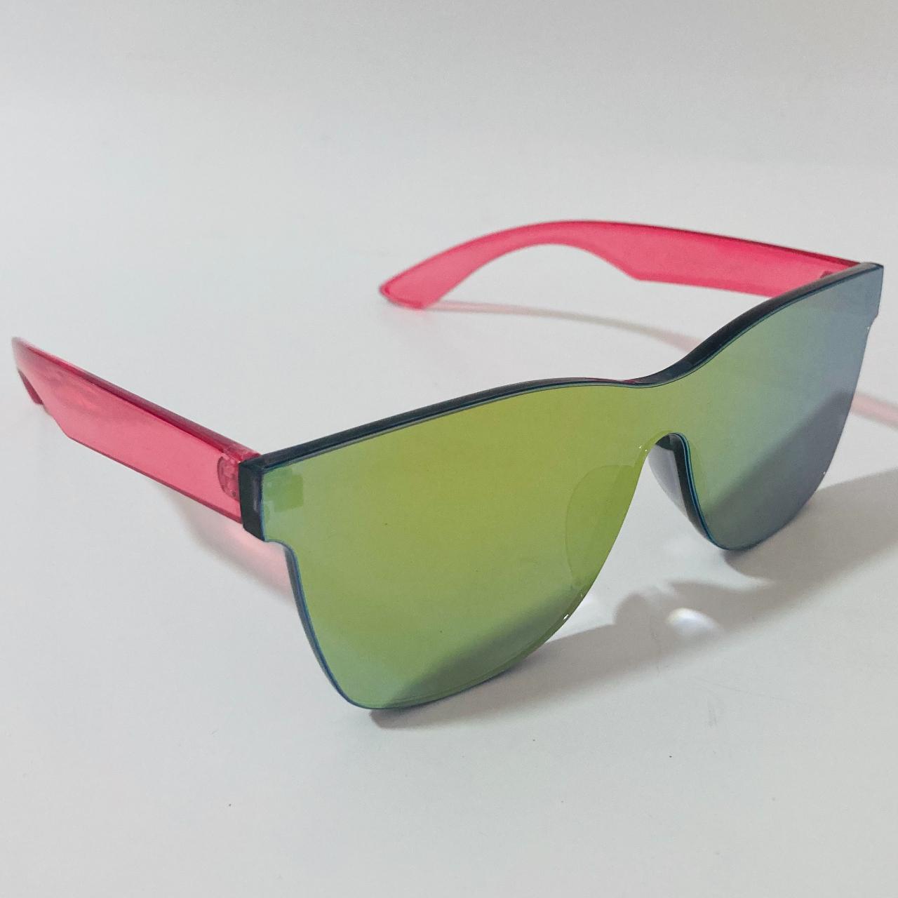 Men's Green and Pink Sunglasses (3)