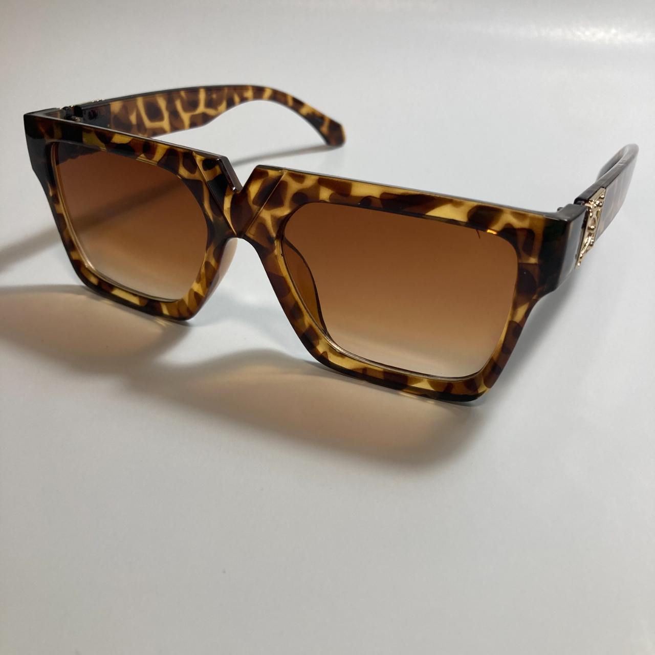 square Sunglasses gold accent Polycarbonate Lenses... - Depop