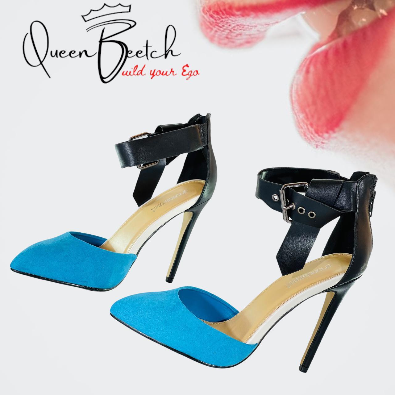 Women's Blue and Black Courts