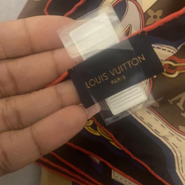 Brand new Louis Vuitton Scarf😍 unworn box and - Depop