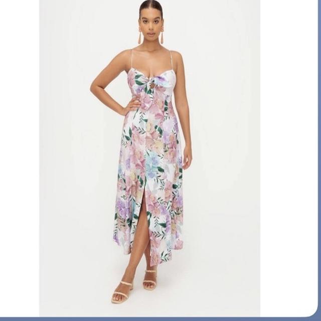 Sheike island in the sun dress size 6 Tie up back... - Depop