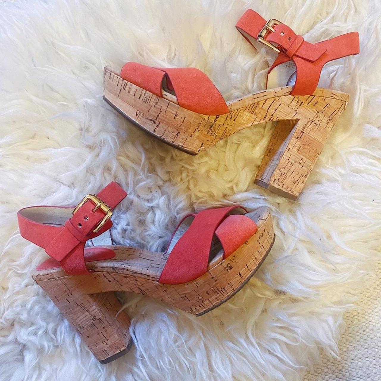 Michael kors 2025 cork wedges