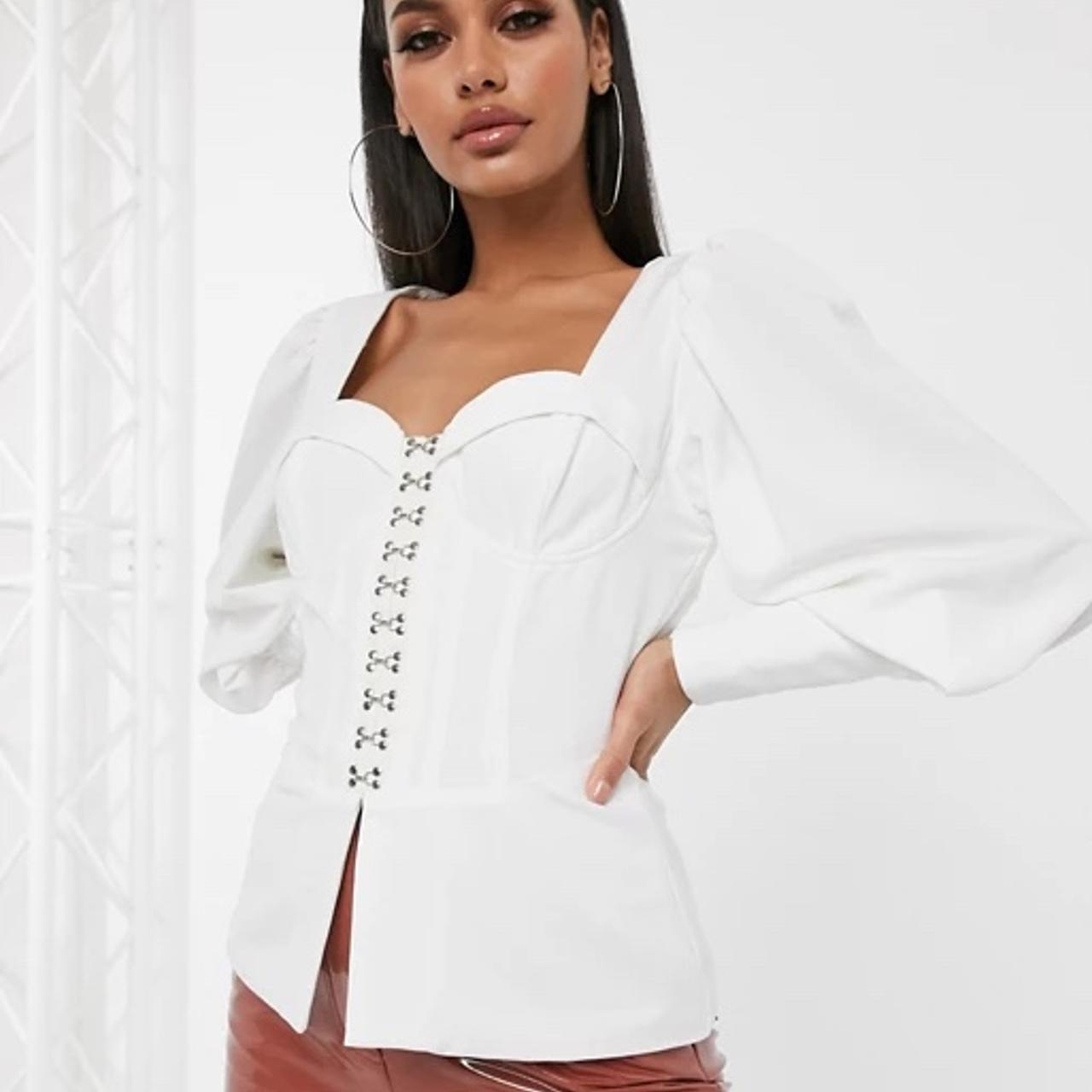 Lavish Alice corset top. Can orders be worn off the shoulder or on shoulder.