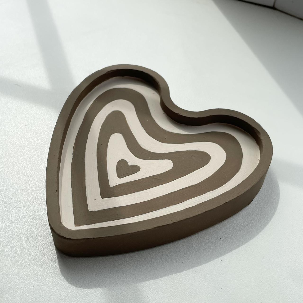 🌱 Brown aesthetic heart trinket dish 🌱 Plaster 🌱... - Depop