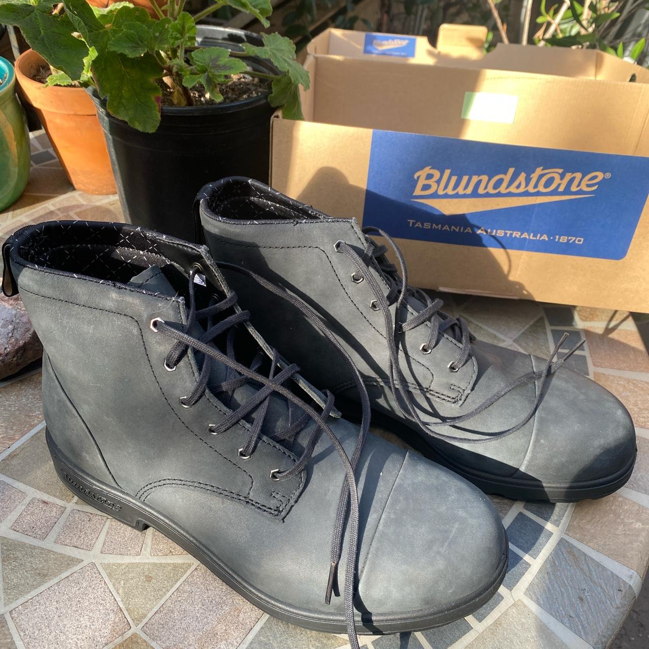 Mens lace up blundstones in matte black. In the box,... - Depop