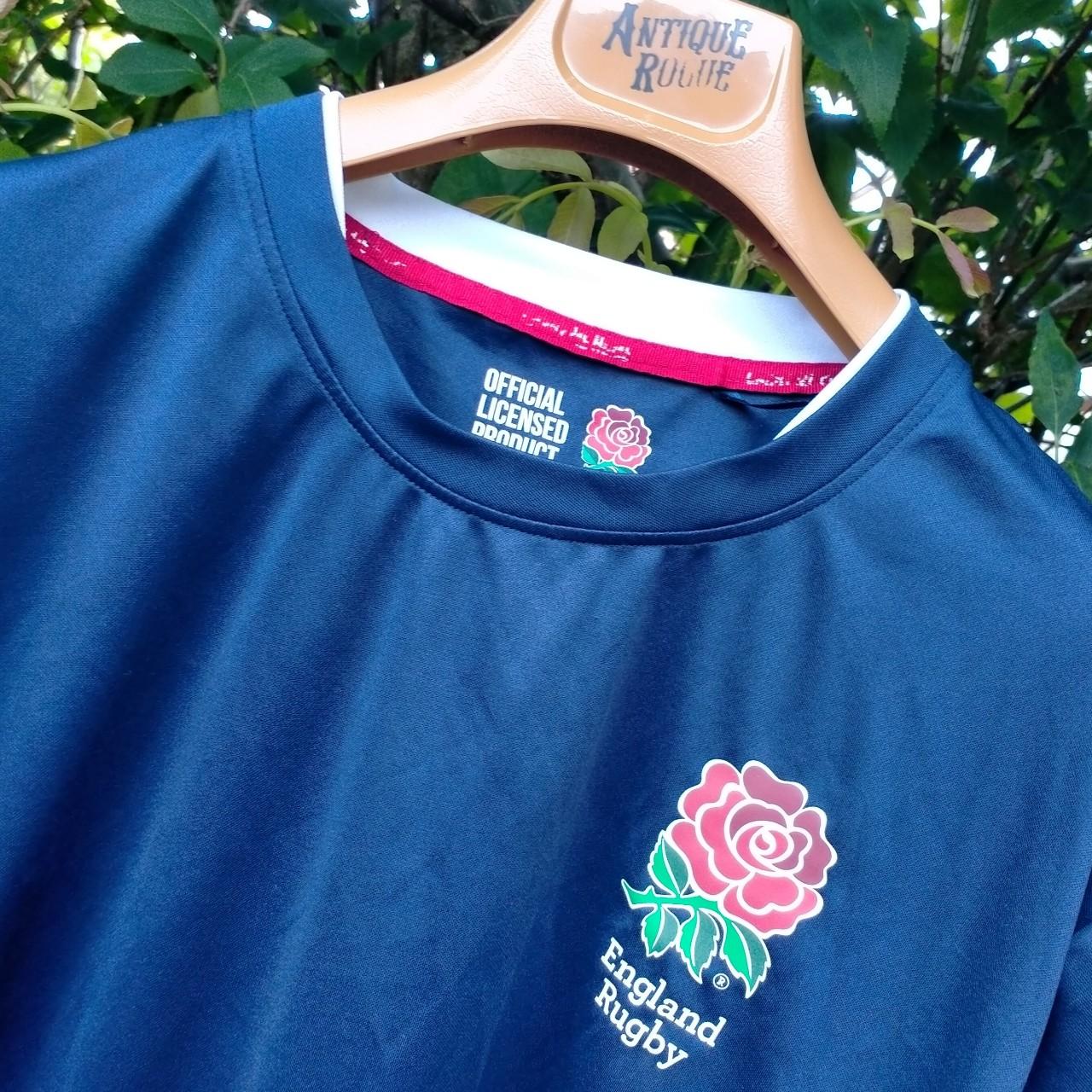 England rugby training shirt / jersey. XL mens... Depop