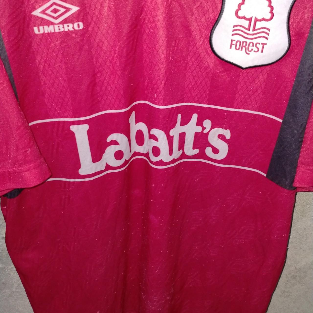 Nottingham Forest Home football shirt 1994 - 1996. Sponsored by Labatt's