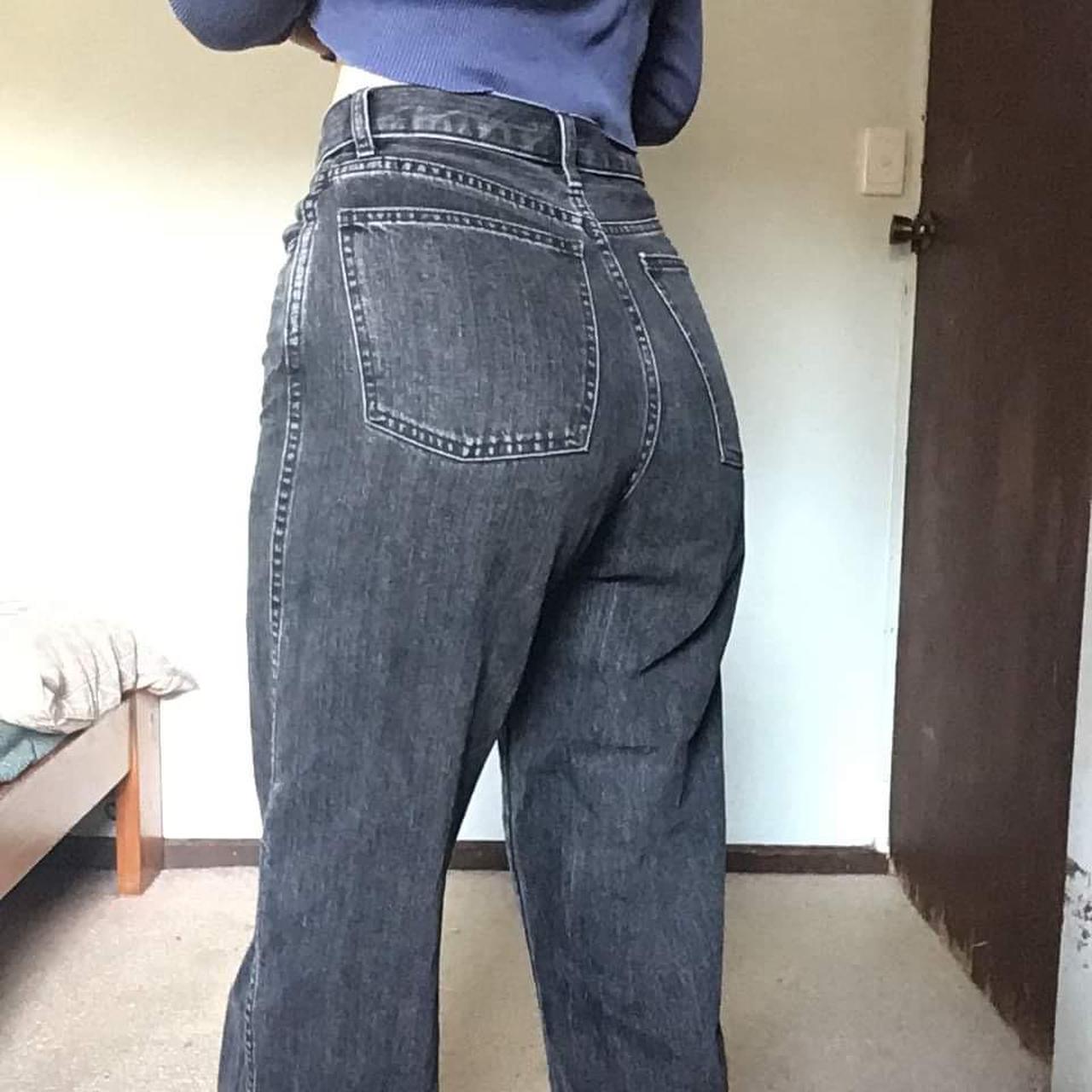 Baggy high wasted uniqlo jeans. Sick thick denim in... - Depop