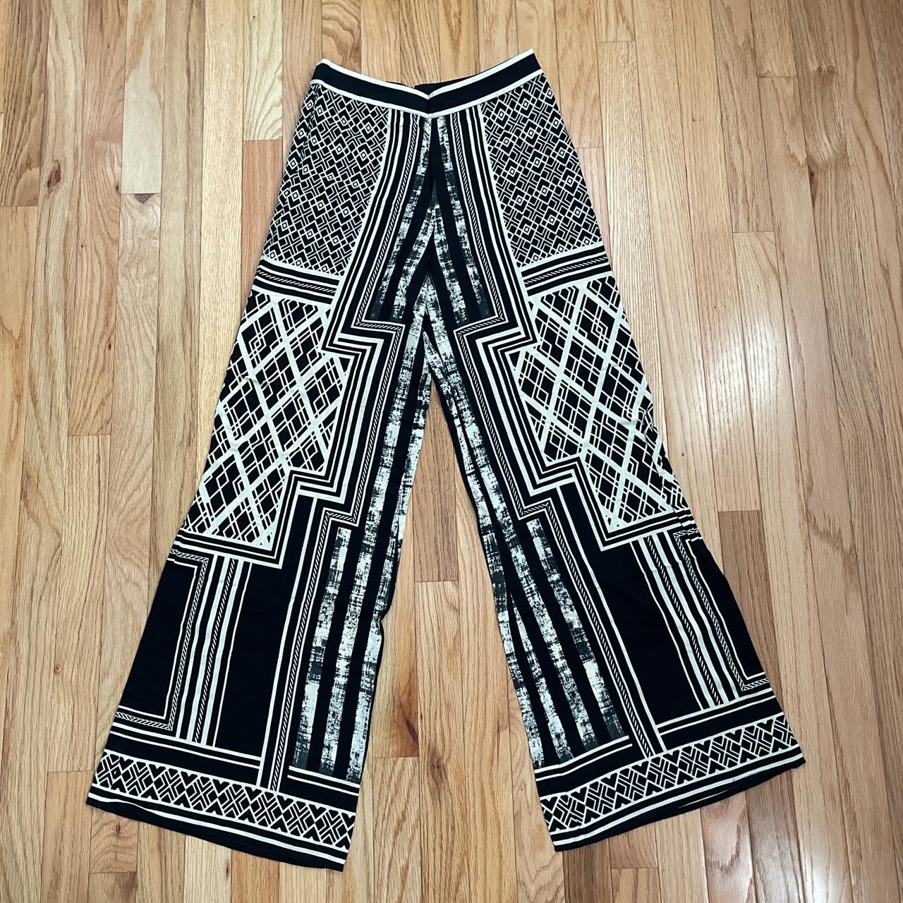 Forever 21 hippie outlet pants