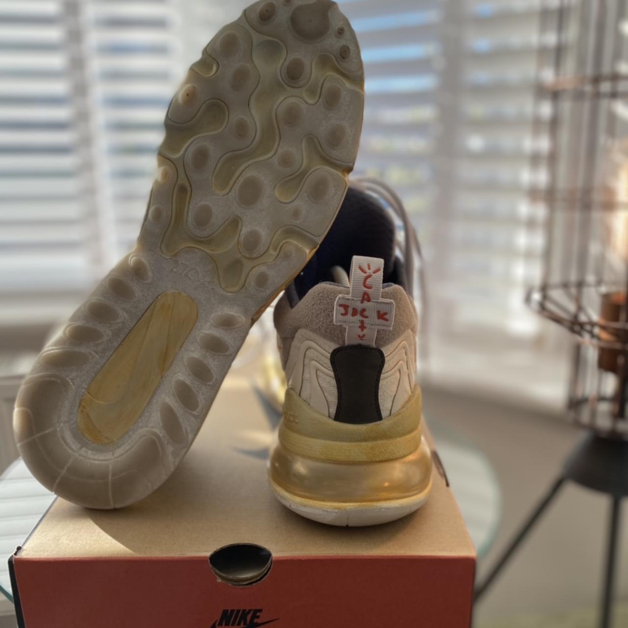 air 270 travis